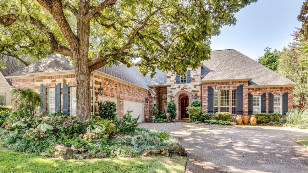 6632 Castle Pines Drive The Jan Richey Team