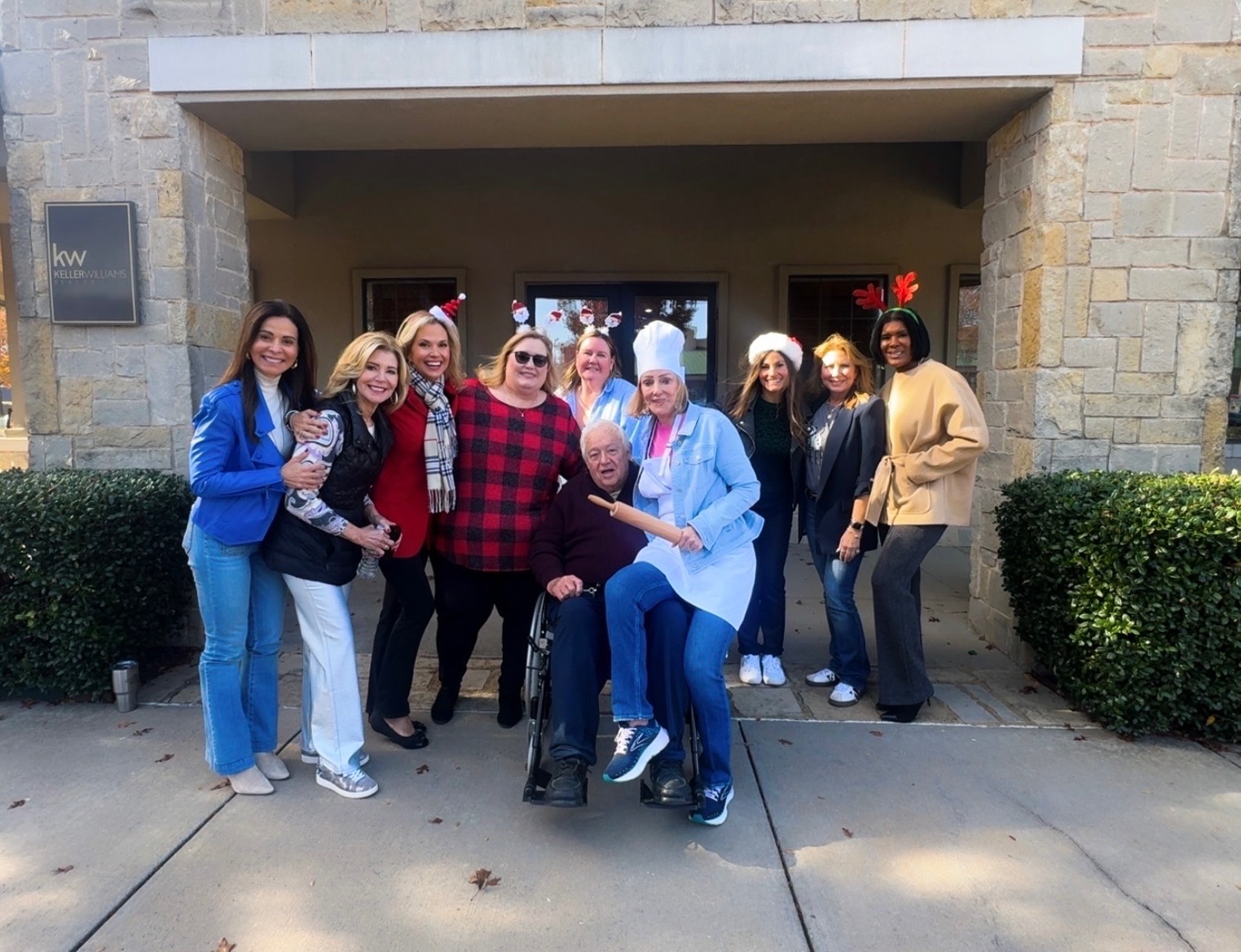 Luxury real estate season of giving celebrated at Jan Richey Team pie day event
