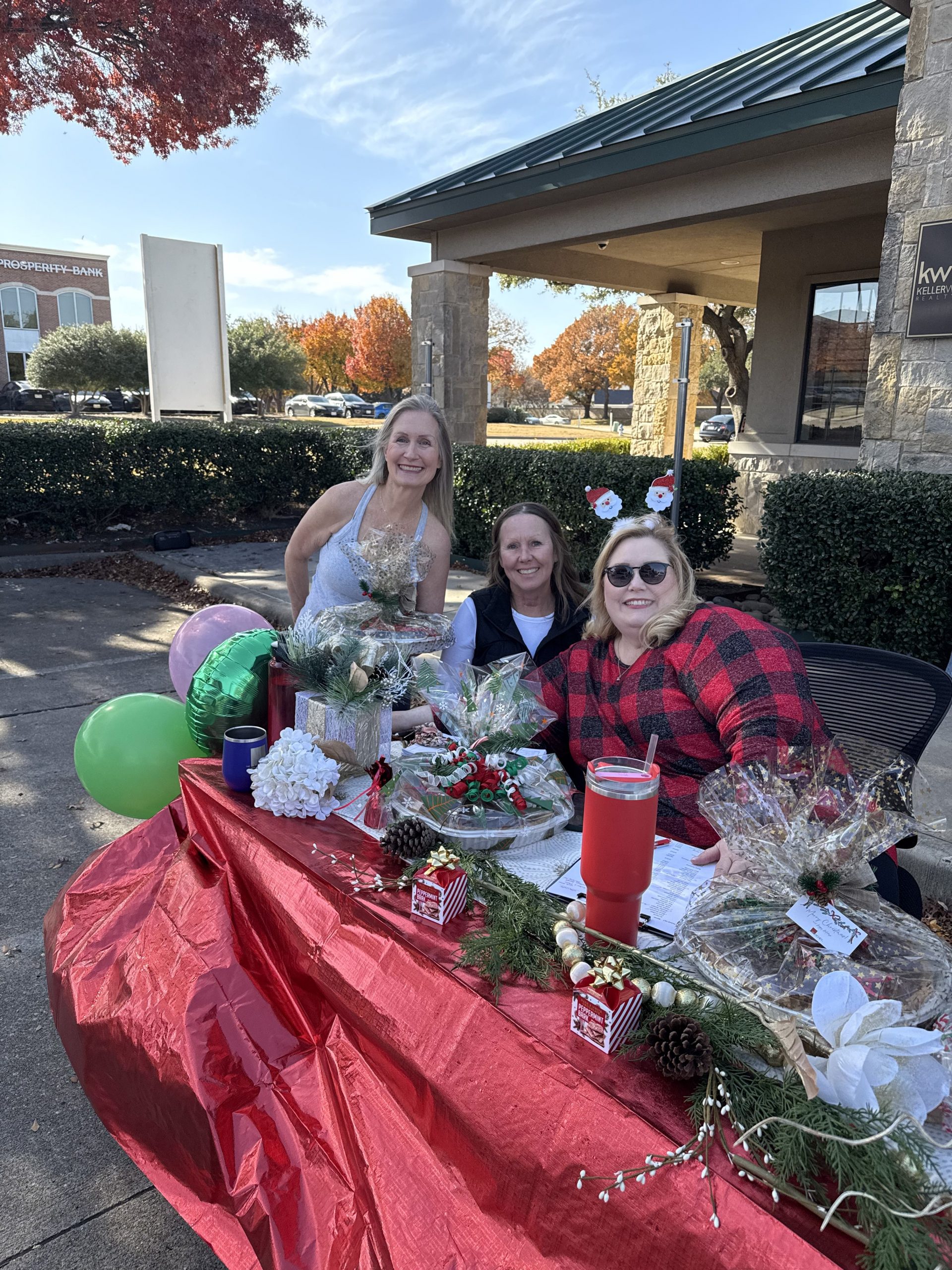 Jan Richey Team connecting with past and present clients during Christmas pie giveaway